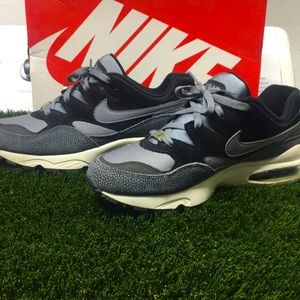 Nike Air Max Size:10.5 Color:Grey/Black